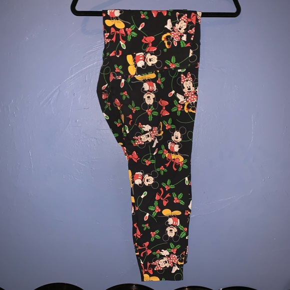 disney christmas leggings